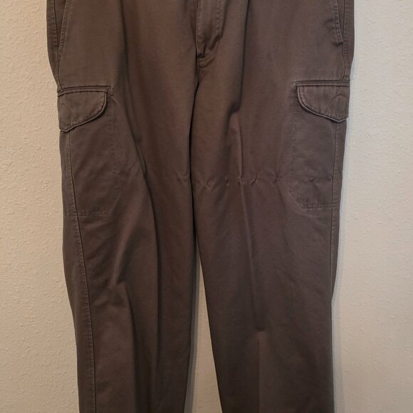 Beautiful, 100% cotton, non-pleated men's Dockers cargo pants. Size 38"x29" - Picture 1 of 6